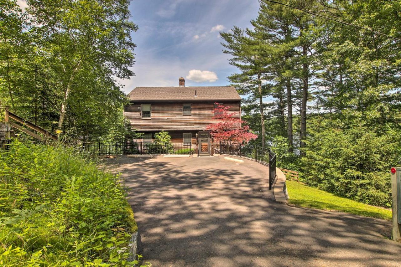 Waterfront New England House On Wickaboag Lake! West Brookfield ภายนอก รูปภาพ