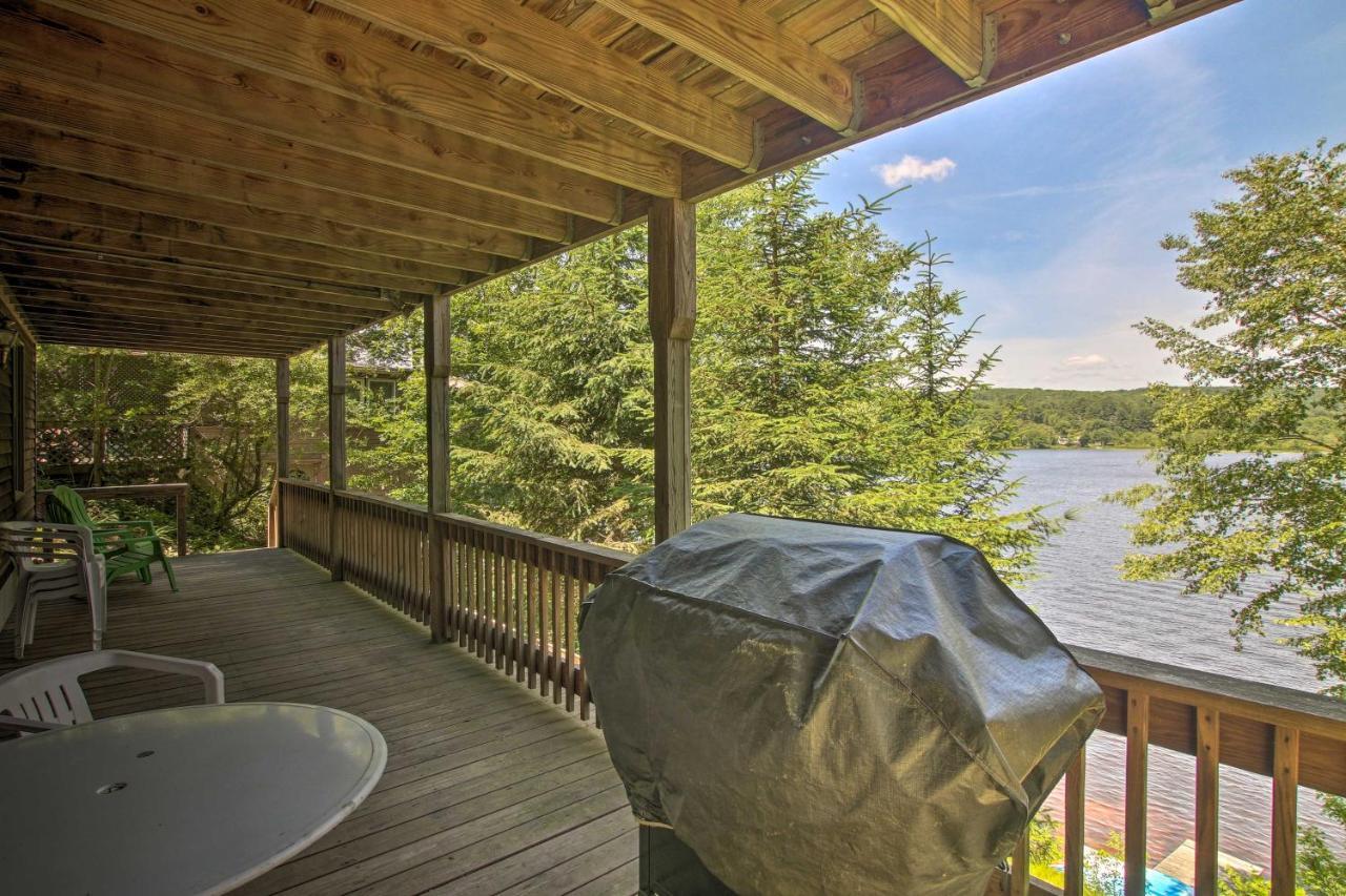 Waterfront New England House On Wickaboag Lake! West Brookfield ภายนอก รูปภาพ